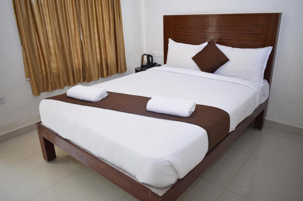 Rani Residency Hotel Пондичери Екстериор снимка