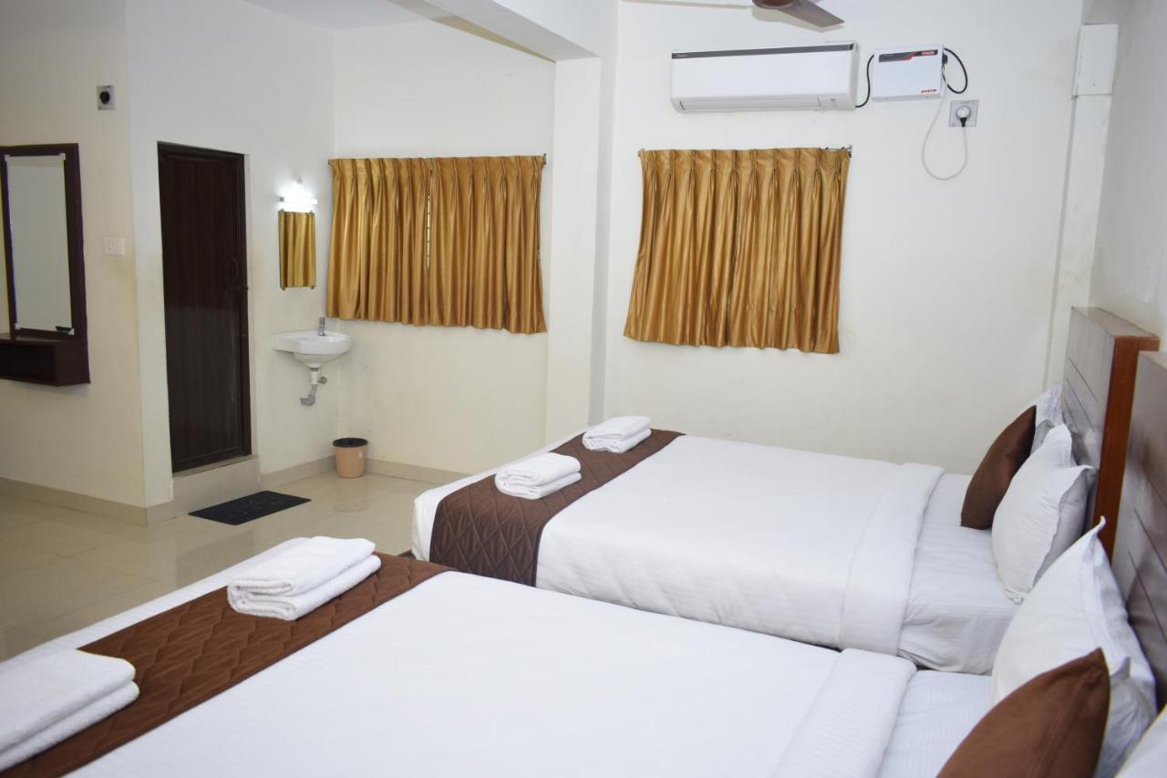 Rani Residency Hotel Пондичери Екстериор снимка