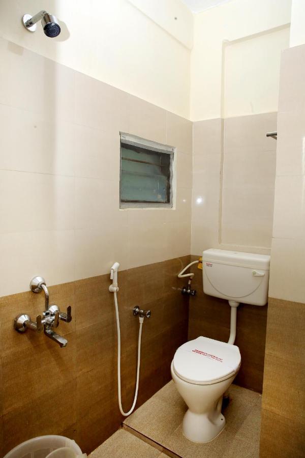 Rani Residency Hotel Пондичери Екстериор снимка